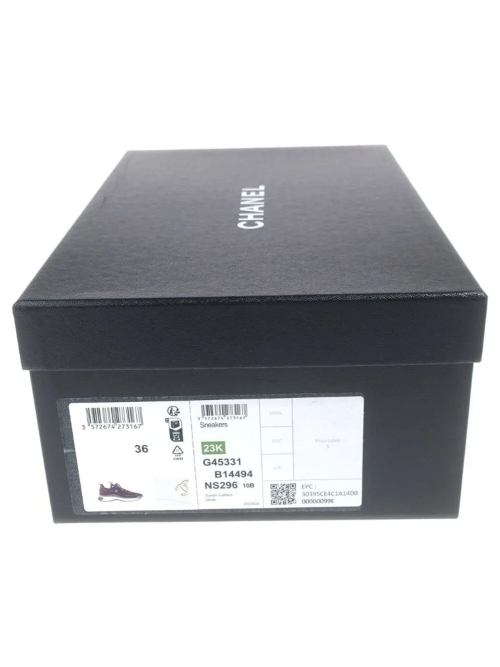 Chanel CC Logo Wade Low Cut Sneakers White Black